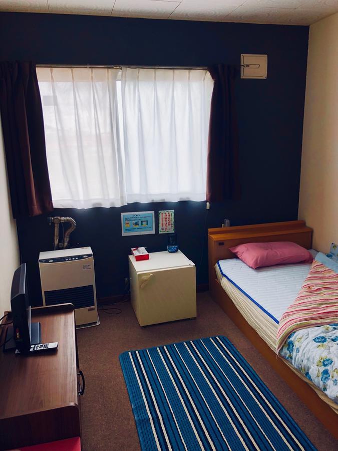 Minshuku Hinata Hotel Iwanai Buitenkant foto